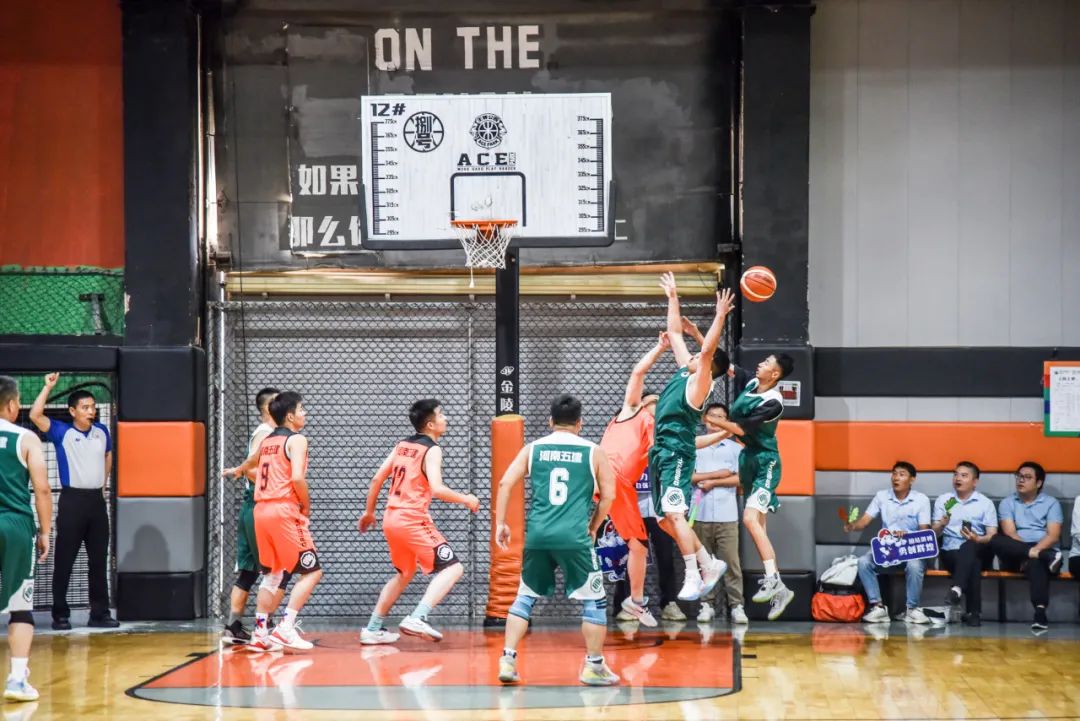 70年丨以篮球之名 书热血华章 集团公司《向上吧 开云网页版》2023年职工篮球比赛圆满闭幕(图26) 图片